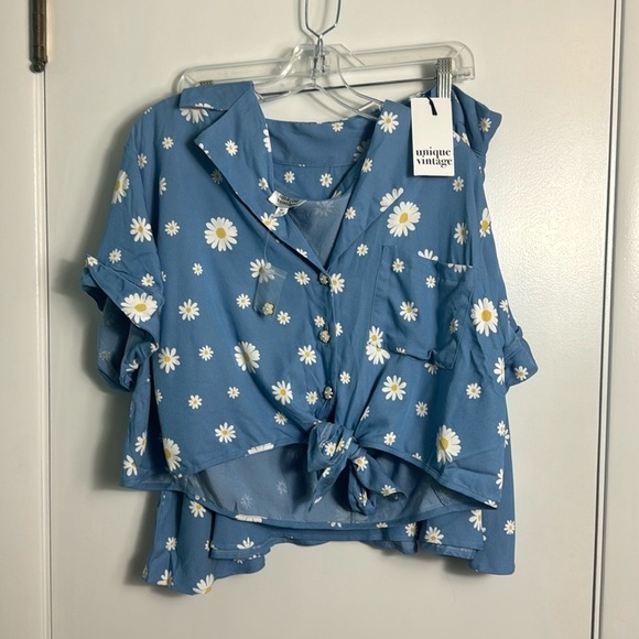 NWT Unique vintage Daisy print Briella flaired skirt and cropped top set retro - Picture 2 of 16